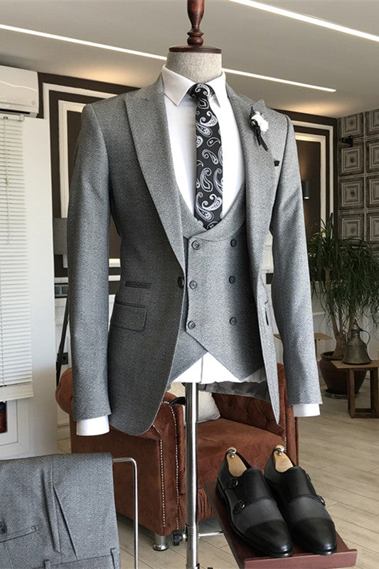 Fashion Gray Peaked Lapel Three Pieces Men Suits For Business