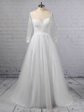 Glamorous Floor-length Wedding Dress with Appliques Lace and Illusion Tulle