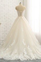 Glamorous Jewel Tulle Champagne Wedding Dress Appliques Sleeveless Overskirt Bridal Gowns with Beading Sash Online-27dress