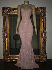 Glamorous Shimmer V-neck Trumpet/Mermaid Prom Dress with Crepe Sweep Train