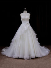 Glamorous Sweetheart Tulle Ball Gown Wedding Dress with Beading