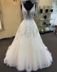 Glamorous Unique White Tulle V-Neck Wedding Dress Long Beaded Lace Bridal Gowns On Sale-27dress