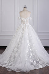 Gorgeous Ball Gown Strapless Tulle Lace Wedding Dress Sleeveless Appliques Sequins Bridal Gowns-27dress