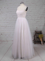 Gorgeous Illusion Tulle Ball Gown Wedding Dress With Appliques Lace