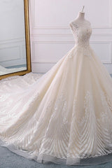 Gorgeous Jewel Lace Appliques Wedding Dress Sleeveless Beadings Bridal Gowns with Sequins Online-27dress