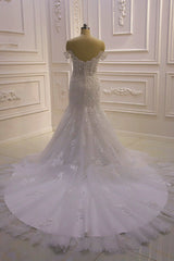 Gorgeous Mermaid Tulle Lace Wedding Dress Off-the-Shoulder Appliques Bridal Gowns with Sequins Online-27dress