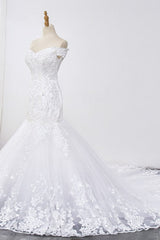 Gorgeous Off-the-Shoulder Mermaid White Wedding Dress Sweetheart Sleeveless Appliques Bridal Gowns with Rhinestones On Sale-27dress