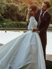 Gorgeous Scoop Neck Satin Court Train Wedding Dress