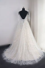 Gorgeous Spaghetti Straps Tulle Wedding Dress Beading V-Neck Sleeveless Bridal Gowns Online-27dress