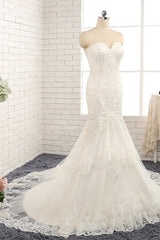 Gorgeous Strapless Sleeveless Lace Tulle Wedding Dress Sweetheart Appliques Mermaid Bridal Gowns Online-27dress