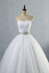 Gorgeous Strapless Sweetheart Tulle Wedding Dress Sleeveless Ruffles Bridal Gowns with Beadings Sash-27dress