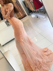 Gorgeous Trumpet/Mermaid Scoop Neck Tulle Prom Dress with Appliques and Lace Sweep Train