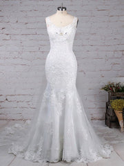Gorgeous Trumpet/Mermaid V-neck Tulle Wedding Dress with Beading and Sweep Train