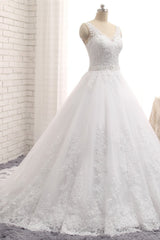Gorgeous V neck Straps Sleeveless Wedding Dresses White A line Lace Bridal Gowns With Appliques Online-27dress