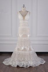 Gorgeous V-Neck Tulle Beadings Wedding Dress Sheath Seuqined Bridal Gowns with Tassels On Sale-27dress