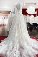 Graceful Ivory Tulle V Neck Lace Ruffles A-Line Wedding Dresses-27dress