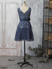 Gray Lace Chiffon Sashes/Ribbons Short/Mini Mother of the Bride Dress with Different Scoop Neck