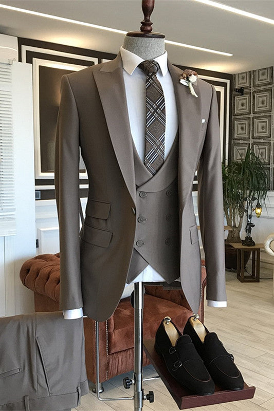 Peaked Lapel Three Pieces Bespoke Gray Business Suits