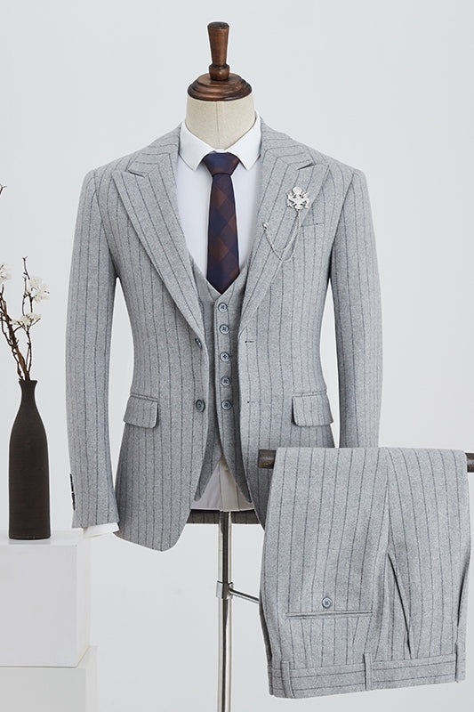 Gray Peaked Lapel Three Pieces Men Suits For Business