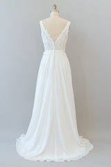 Long A-line V-neck Appliques Lace Chiffon Wedding Dress-27Dress