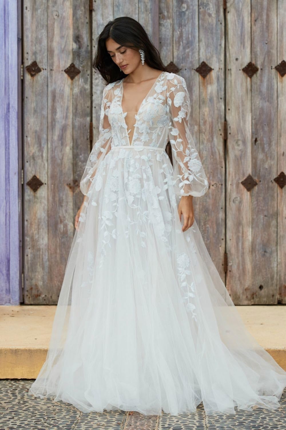 Long Illusion Sleeves V-neck A-line Tulle Lace Wedding Dress From 27dress