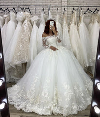 Long Sleeves Off-the-Shoulder Wedding Dress Ball Gown With Lace Appliques-27dress