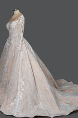 Long Sleeves Wedding Dress Ball Gown Champagne Lace Scoop-27dress