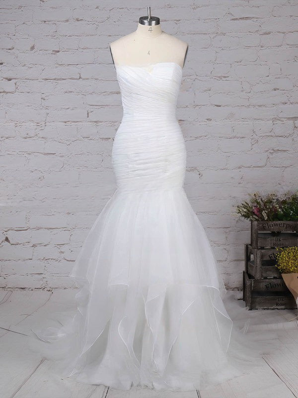 Mermaid Sweetheart Tulle Wedding Dress with Cascading Ruffles and Trumpet Sweep Train