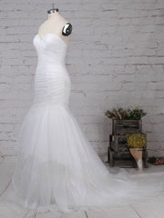 Mermaid Sweetheart Tulle Wedding Dress with Cascading Ruffles and Trumpet Sweep Train
