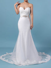 Mermaid Sweetheart Wedding Dress with Tulle Sweep Train and Appliques Lace