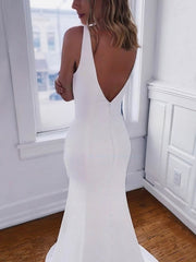 Mermaid V-neck Stretch Crepe Wedding Dress with Buttons and Sweep Train