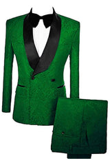 Modern Double Breasted Jacquard Green Wedding Suits With Velvet Lapel