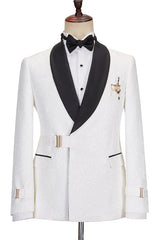 Modern Jacquard Shawl Lapel White Wedding Suits with Gold Buckle