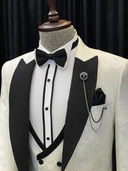 New Arrival Jacquard Three Pieces White Wedding Suits With Black Peaked Lapel