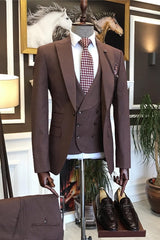 Newest Peaked Lapel Three Pieces Brown Business Suits