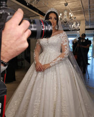 Plus Size A-Line Long Sleeves Lace Applique Wedding Dress with Cathedral Train-27dress