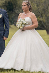 27DRESS Plus Size Strapless Ball Gown Wedding Dresses with Lace Applique