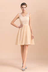 Pretty V-Neck Chiffon Lace Short Bridesmaid Dress with Ruffles Online-27dress