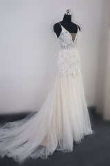 Sexy Deep-V-Neck Tulle Mermaid Wedding Dress Lace Appliques Spaghetti Straps Beadings Bridal Gowns Online-27dress