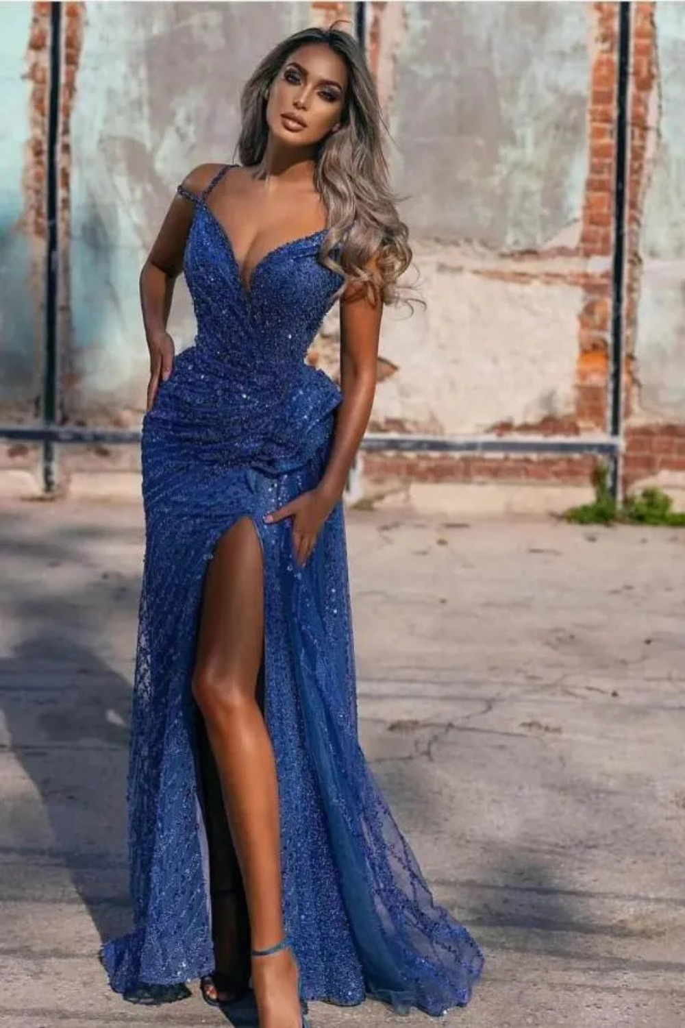 Sexy Royal Blue V-neck Off-the-shoulder Sequined Prom Dress With Slit-27dress