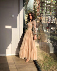 Short A-line Bateau Sequins Tea-length Tulle Prom Dresses with Sleeves-27Dress
