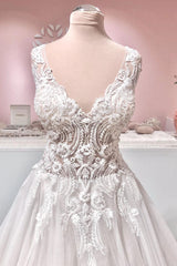 Sleeveless Lace Appliques Wedding Dress Long With V-Neck-27dress