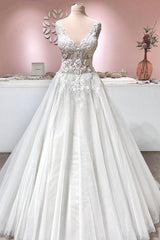 Sleeveless Lace Appliques Wedding Dress Long With V-Neck-27dress