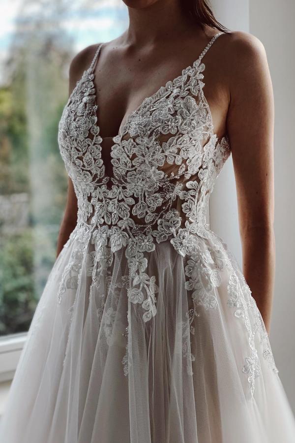 Sleeveless Spaghetti-Straps V-Neck Lace Wedding Dress-27dress