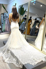 Spagetti-Straps Sleeveless Mermaid Wedding Dress Lace V-Neck-27dress