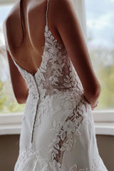Spaghetti-Straps Open Back Wedding Dress With Appliques Sleeveless-27dress