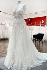 Spaghetti Straps V Neck Tulle Ivory Lace A-Line Wedding Dresses-27dress