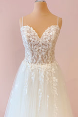 Spaghetti-Straps V-Neck Tulle Wedding Dress With Lace Appliques-27dress
