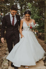 Spaghetti-Straps V-Neck Wedding Dress Lace Sleeveless A-Line-27dress