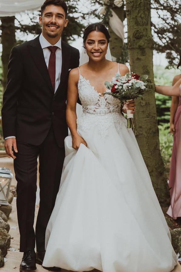 Spaghetti-Straps V-Neck Wedding Dress Lace Sleeveless A-Line-27dress